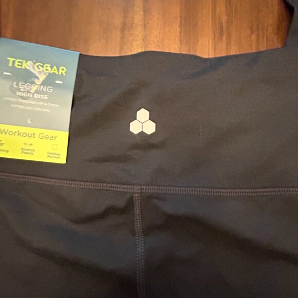 NWT Tek Gear Women's High Rise Athletic Legging Size Large Black White - Picture 8 of 16